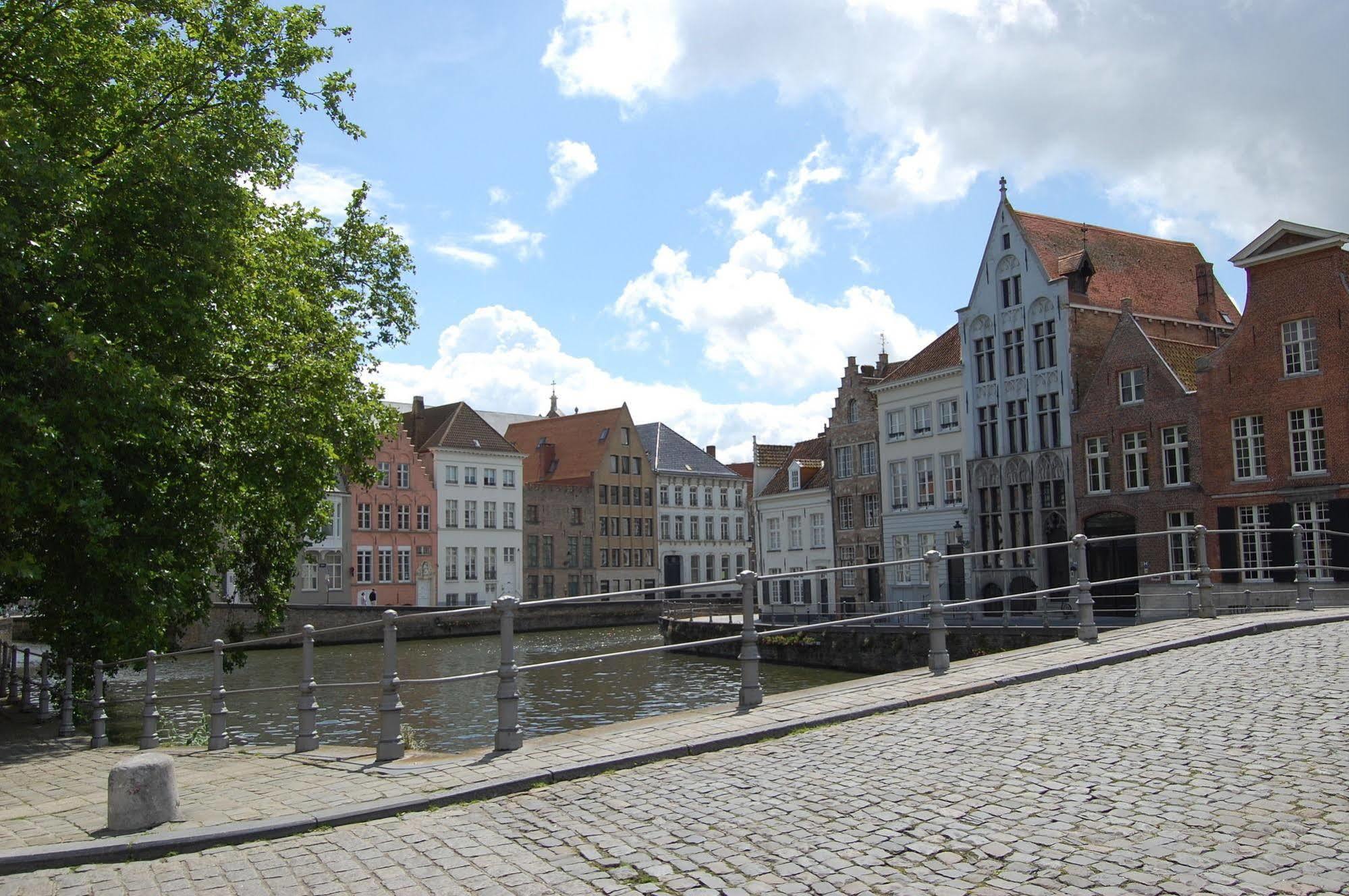 B&B 'T Walleke Brugge Ngoại thất bức ảnh
